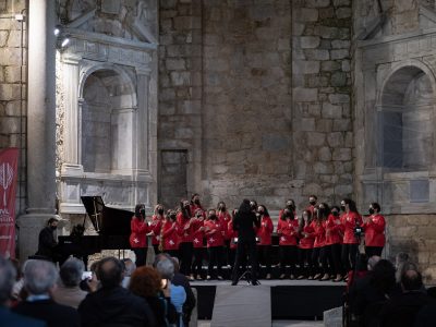 XII FIM Las Navas – CORO DE CÁMARA CAMTORAS